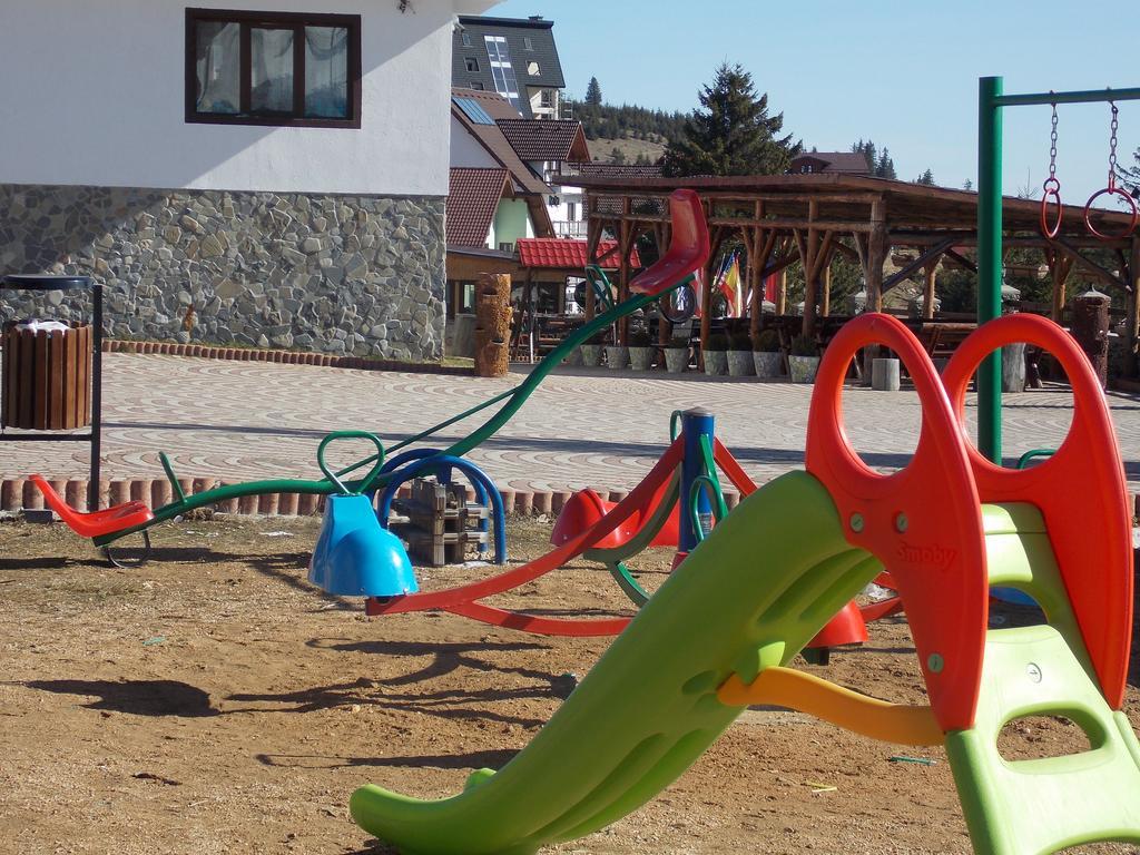 Complex Turistic Casianna & Spa Păltiniş Eksteriør billede