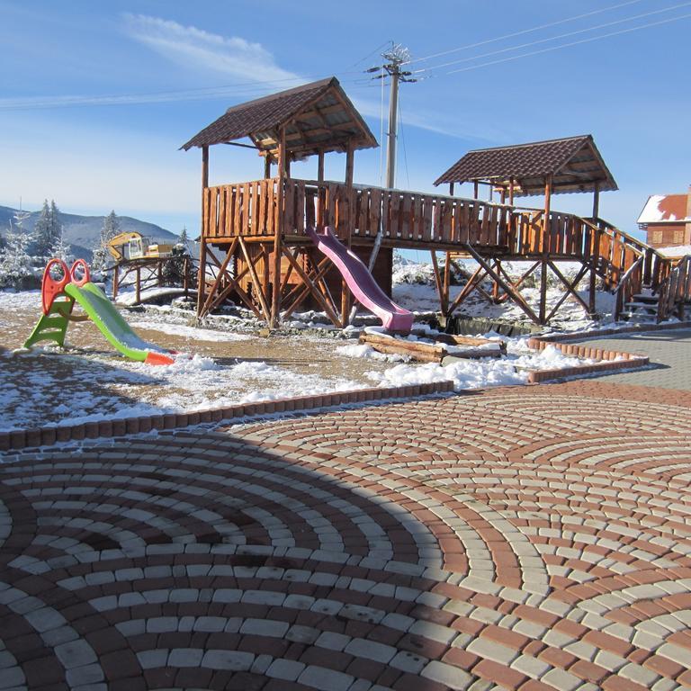 Complex Turistic Casianna & Spa Păltiniş Eksteriør billede